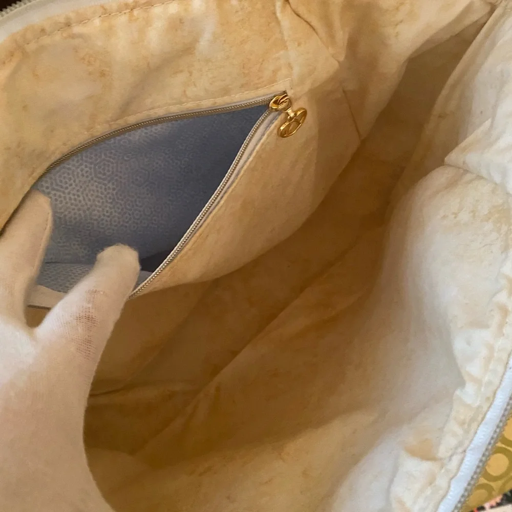 Coastal beach shoulder bag.
